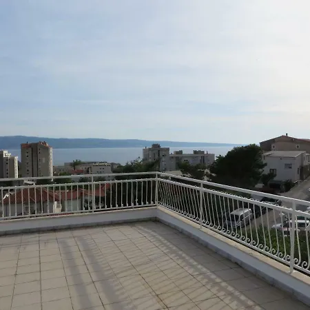 Raos Apartman Dugi Rat